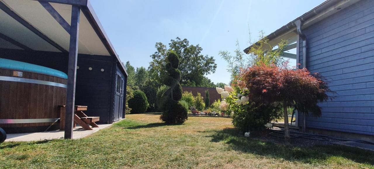 Gite Et Chambre D'Hotes En Champagne Courtisols Εξωτερικό φωτογραφία